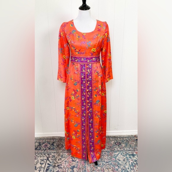 Size XS Orange Purple Vibrant Maxi Dress VTG 60s 70s Gogo Mod Boho Hippie Floral - Picture 1 of 16